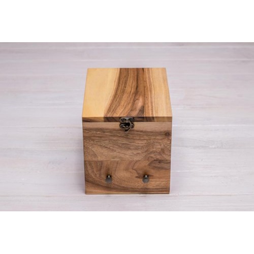 Універсальна коробочка для зберігання наручних годинників ecoWalnut 14.9х18х14.1 см Універсальна коробочка для зберігання наручних годинників ecoWalnut 14.9х18х14.1 см