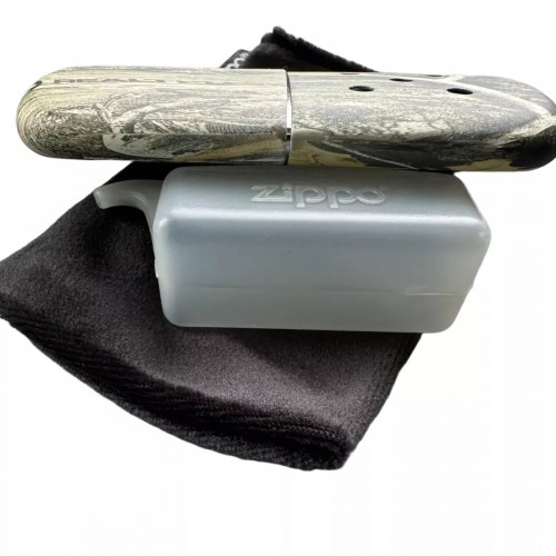 Каталітична бензинова грілка для рук Zippo Hand Warmer на 12 годин Рослинний камуфляж (2007905) Каталітична бензинова грілка для рук Zippo Hand Warmer на 12 годин Рослинний камуфляж (2007905)