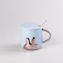 Кружка керамічна Happy Life 300 мл Rabbit з кришкою і ложкою блакитний (HPCYM0877BL)