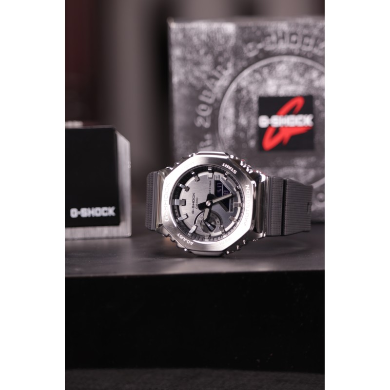 Годинник Casio G-SHOCK GM-2100-1AER