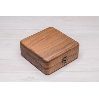Дизайнерська коробочка для наручних годинників ecoWalnut 7х18х18 см Дизайнерська коробочка для наручних годинників ecoWalnut 7х18х18 см