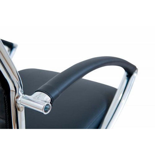 Офісне крісло керівника Richman Малібу Хром М1 Tilt Чорне Офісне крісло керівника Richman Малібу Хром М1 Tilt Чорне