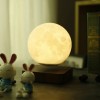 Настільний левітуючий нічник Night Light Magic Moon Magnetic Місяць на дерев'яній підставці (NLMMM36)