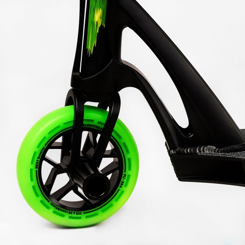 Самокат трюковий Best Scooter FEAR SCS система пеги алюмінієвий диск та дека колеса PU 100 кг Black and green (112902)