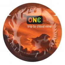 Презерватив ONE Color Sensations - ONE trip tot cloud nine (Orange) 1 шт