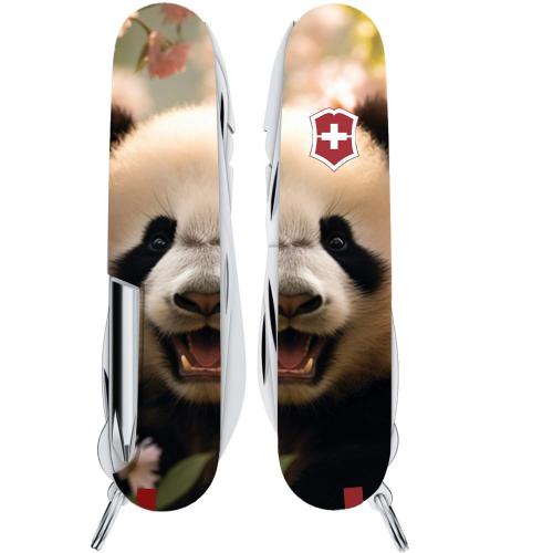 Складаний ніж Victorinox Fisherman Animal 91 мм 19 функцій Панда (1.4733.7_F1110pw) Складаний ніж Victorinox Fisherman Animal 91 мм 19 функцій Панда (1.4733.7_F1110pw)