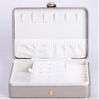 Скринька-органайзер для прикрас YIWU 16x11x4.7 см Золотистий (HP-5-30GOLD)