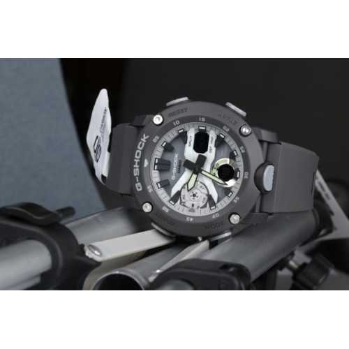 Годинник Casio G-SHOCK GA-2000HD-8A Годинник Casio G-SHOCK GA-2000HD-8A