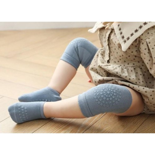 Набір наколінників та шкарпеток дитячих для повзання малюків Hoz Children Knee One Size Blue в інтернет супермаркеті PbayMarket!
