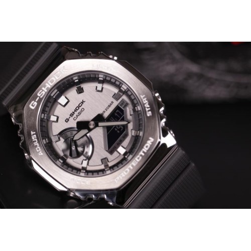 Годинник Casio G-SHOCK GM-2100-1AER