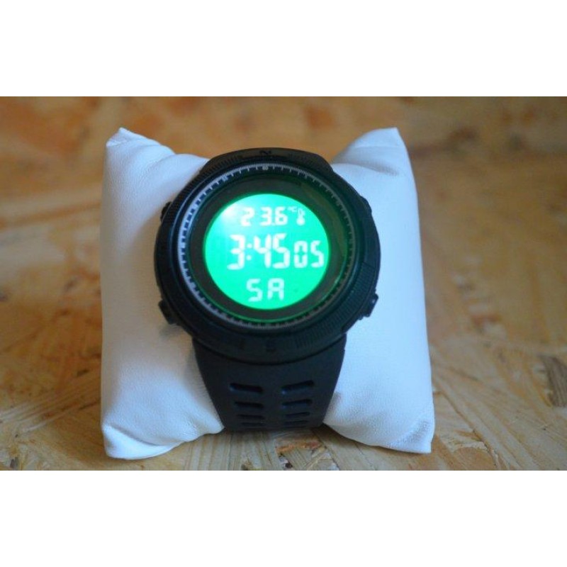 Чоловічий спортивний годинник з термометром Skmei 1681 Чорний (1711861365)