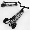 Самокат триколісний Best Scooter MAXI складаний колеса PU зі світлом Skulls and flowers 60 кг Різнокольоровий (105402)