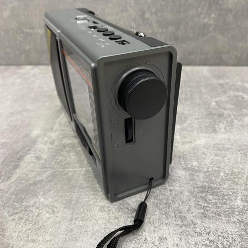 Радіо-ліхтар на сонячній батареї на акумуляторі Solar Charge S-1521BTS сіре