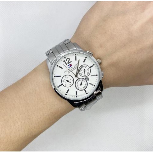 Наручний годинник чоловічий Clockhouse Tommy Hilfiger Сріблястий (IBW743SO)
