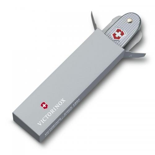 Швейцарський ніж Victorinox Farmer X 93мм/10функ/рифл.срібло (0.8271.26) Швейцарський ніж Victorinox Farmer X 93мм/10функ/рифл.срібло (0.8271.26)