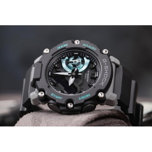 Годинник Casio G-SHOCK GA-2200M-1A Годинник Casio G-SHOCK GA-2200M-1A
