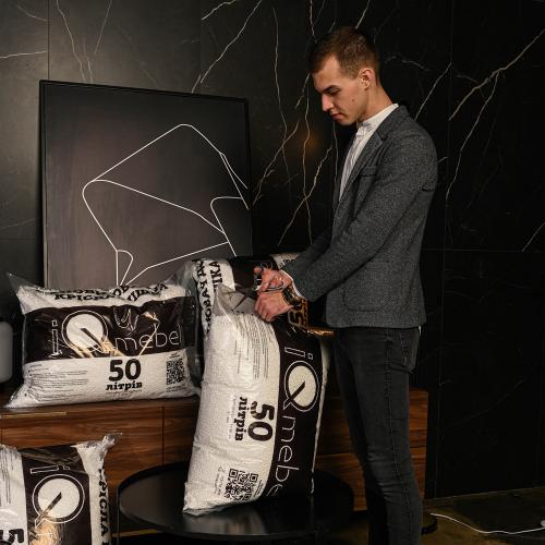 Оригінальний наповнювач 50л для крісла iQmebel. Комфортне впакування Оригінальний наповнювач 50л для крісла iQmebel. Комфортне впакування