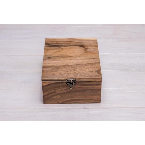 Бокс для наручних годинників на стіл ecoWalnut 8.2х18х14.1 см Бокс для наручних годинників на стіл ecoWalnut 8.2х18х14.1 см
