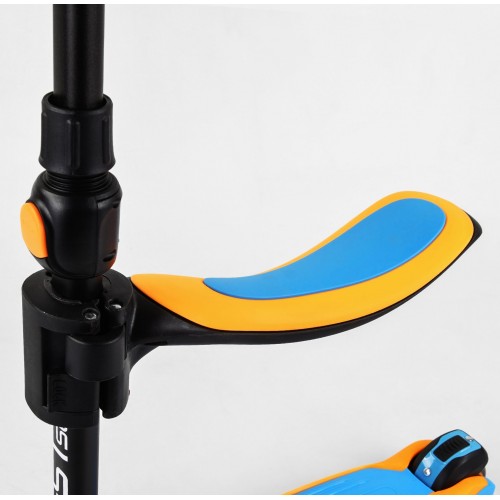 Самокат триколісний із сидінням Best Scooter MAXI PU колеса зі світлом 60 кг Blue and yellow (102930)