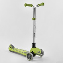 Самокат триколісний Best Scooter складане алюмінієве кермо, 4 колеса PU зі світлом Light green (102320)