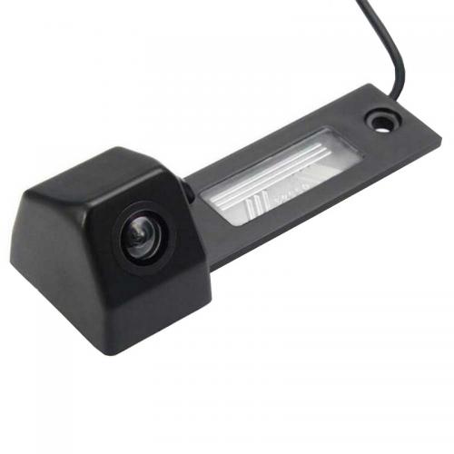 Камера заднього виду No Brand Volkswagen Passat B6 Caddy 04-10 Jetta 05-11 Golf V Touran 03-10 TransporterT5 (5010) Камера заднього виду No Brand Volkswagen Passat B6 Caddy 04-10 Jetta 05-11 Golf V Touran 03-10 TransporterT5 (5010)