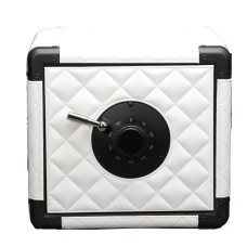 Сейф Salvadore для підзаводу 4 годинників Safe Small WH Чорно-білий