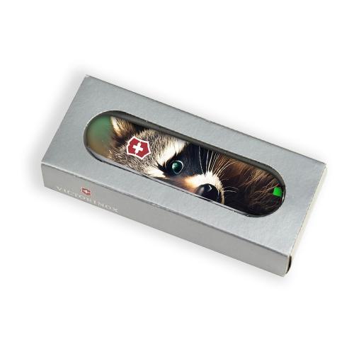 Складаний ніж Victorinox Deluxe Tinker Animal 91 мм 18 функцій Єнот (1.4723.3_F1120pw) Складаний ніж Victorinox Deluxe Tinker Animal 91 мм 18 функцій Єнот (1.4723.3_F1120pw)