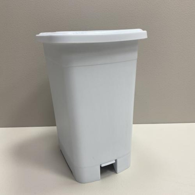 Контейнер для сміття пластиковий 8 л з педалькою Ucsan Plastik 344