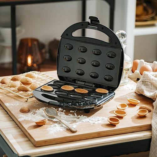 Горішниця електрична Adler AD 3071 на 12 горішків Горішниця електрична Adler AD 3071 на 12 горішків