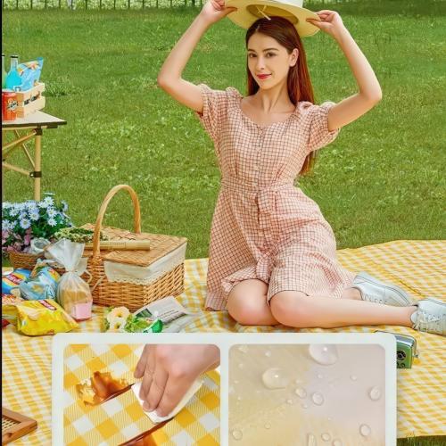 Килимок для пікніка No Brand водонепроникний 150x200 см Жовто-білий Килимок для пікніка No Brand водонепроникний 150x200 см Жовто-білий