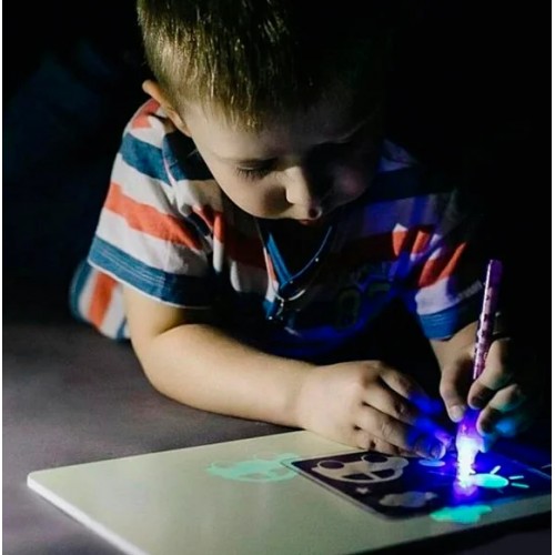 Набір для творчості VigohA Малюй Світлом А4 Набір для творчості VigohA Малюй Світлом А4