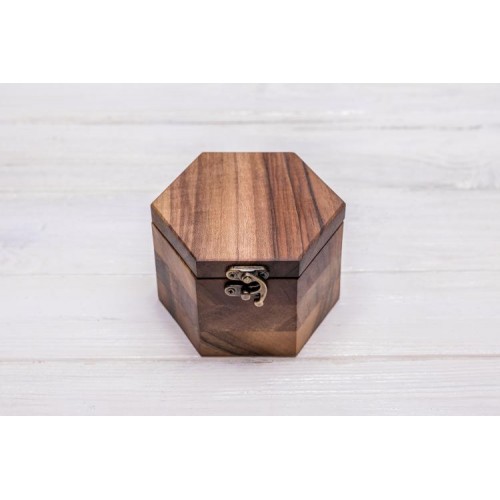 Коробочка для наручних годинників ecoWalnut 7.3х10.9х9.4 см Коробочка для наручних годинників ecoWalnut 7.3х10.9х9.4 см