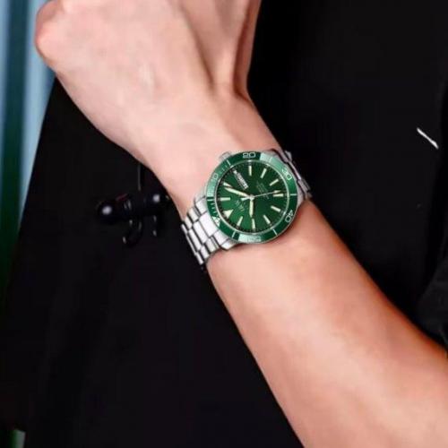 Наручний годинник чоловічий Carnival Diver 10 Bar Сріблястий (2626095979) Наручний годинник чоловічий Carnival Diver 10 Bar Сріблястий (2626095979)