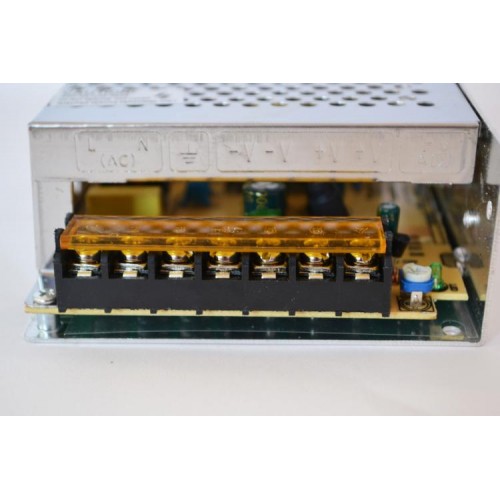 Блок живлення UKC 100-240V DC 12V 10A металевий (hub_np2_0570) Блок живлення UKC 100-240V DC 12V 10A металевий (hub_np2_0570)