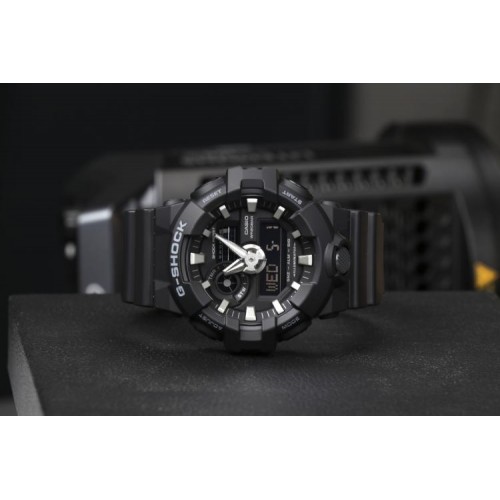 Наручний годинник Casio G-SHOCK GA-700-1BER Наручний годинник Casio G-SHOCK GA-700-1BER