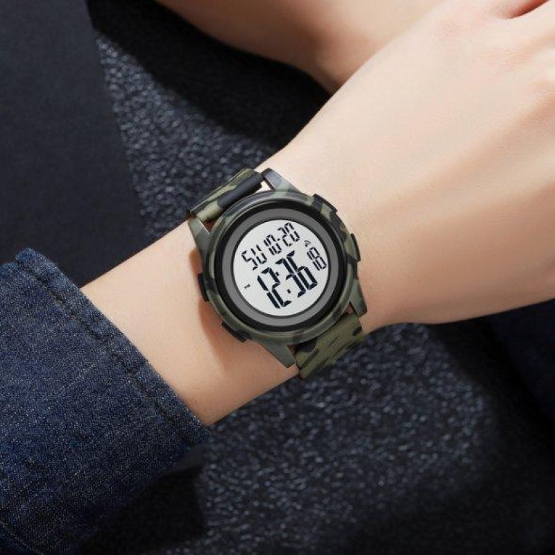 Тактичний водостійкий кварцовий годинник Skmei Military