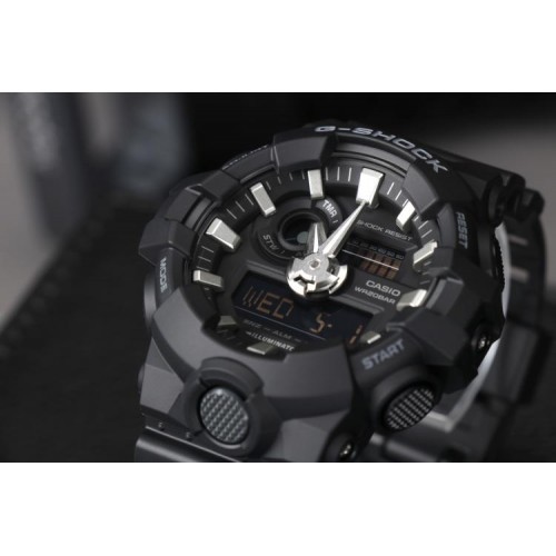 Наручний годинник Casio G-SHOCK GA-700-1BER Наручний годинник Casio G-SHOCK GA-700-1BER