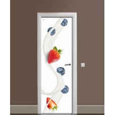 Наклейка на двері Zatarga «Ягоди в обіймах молока» 650х2000 мм вінілова 3Д наклейка декор самоклеюча
