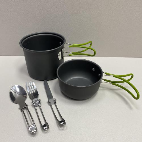 Набір туристичного посуду із зеленими ручками Cooking Set DS-101/6017 Набір туристичного посуду із зеленими ручками Cooking Set DS-101/6017