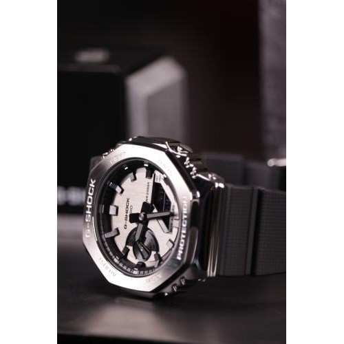 Годинник Casio G-SHOCK GM-2100-1AER