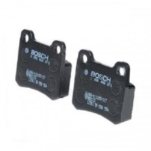 Гальмівні колодки Bosch задні дискові AUDI/SEAT/VW/PEUGEOT/RENAULT R >>06 0986466683