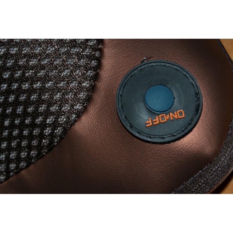 Масажна подушка Спартак Car and Home Massage Pillow Коричнева