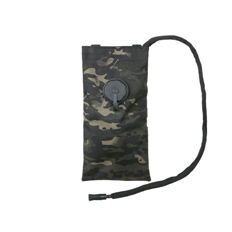 Гідератор 8FIELDS MOLLE 2 л Камуфляж