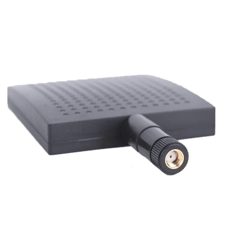 Направлена ​​антена wifi 2.4 ГГц із посиленням 12 Dbi TQC-2400-12 (роз'єм RP-SMA з отвором)