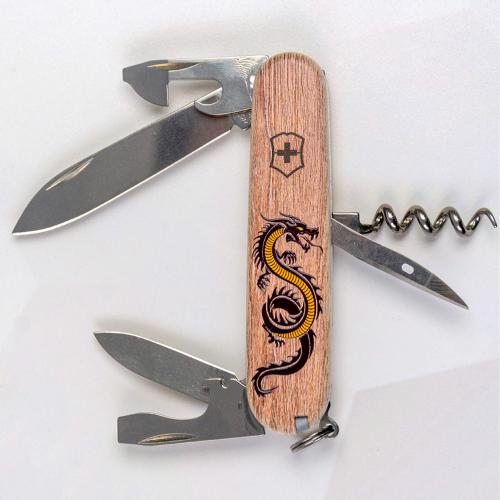 Складаний ніж Victorinox Spartan Zodiac 3D Дерев'яний дракон (1.3603.7_Z3310h) Складаний ніж Victorinox Spartan Zodiac 3D Дерев'яний дракон (1.3603.7_Z3310h)