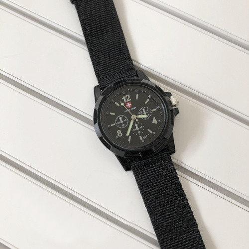 Наручний годинник чоловічий Swiss Army Чорний (IBW750B) Наручний годинник чоловічий Swiss Army Чорний (IBW750B)