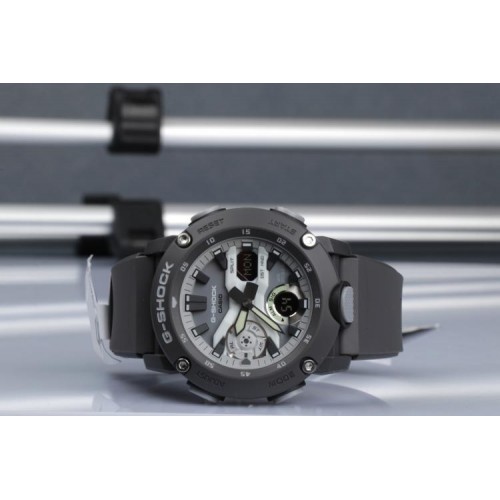 Годинник Casio G-SHOCK GA-2000HD-8A Годинник Casio G-SHOCK GA-2000HD-8A