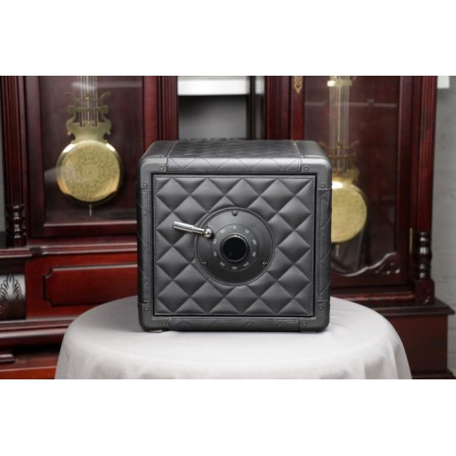 Сейф Salvadore для підзаводу 4 годинників Safe Small BK 43х43х41,5 см Чорний Сейф Salvadore для підзаводу 4 годинників Safe Small BK 43х43х41,5 см Чорний
