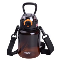 Пляшка для напоїв з ремінцем та трубочкою YIWU 700 мл Чорний (HP-14-32B)