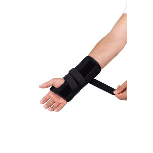 Бандаж на зап'ястя MED1 TJ-302(3) RIGHT S Black Бандаж на зап'ястя MED1 TJ-302(3) RIGHT S Black